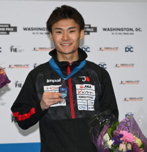 松山恭助、フェンシングGPで銅メダル獲得