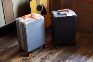 【.OUNCE】人気シリーズ「revel」から機内持ち込み可能な多機能スーツケース新登場