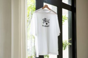 イル ビゾンテ、新作Tシャツ「バイソンロゴTシャツ」を発売