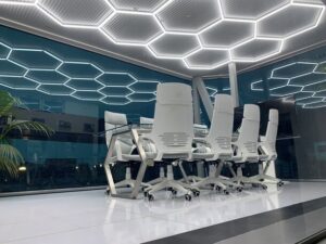 HEXaEDライト：高輝度LED使用の革新的な多機能ライト、2024年9月1日発売開始