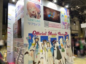 コミケ104で「ラブライブ！シリーズ」「Link！Like！ラブライブ！」が盛況