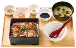 やよい軒、一膳で何度も楽しめる新感覚定食「三元豚まぶし」発売