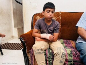 ガザで子ども4人死亡 ユニセフの支援物資倉庫や給水施設も被害