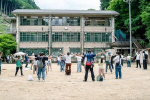 京都芸術大学、旧鞍馬小学校で地域交流イベント・くらまるを開催