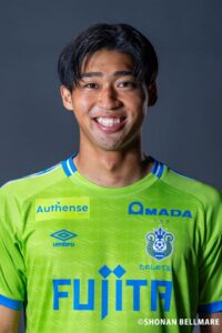 湘南の本多康太郎が育成型期限付き移籍で加入 背番号は3に決定