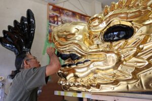 中部国際空港、実物大の金のしゃちほことレゴのフォトスポットを9月10日設置へ
