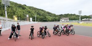 JPFが山陽オートレース場を開放 知的障がいアスリートが自転車練習