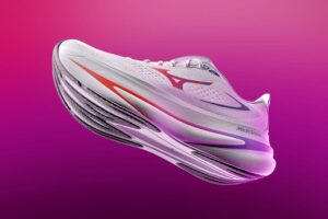 ミズノ、シリーズ最も厚底なMIZUNO SKY PRIMEを9月11日発売へ