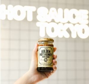 GOLDEN MUSTARDとソイムリエが共同開発の甘辛調味料を発売