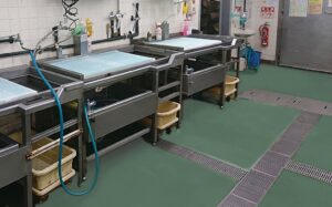 エービーシー商会、厨房向け超速硬化床仕上げ材ケミクリートMAを発売