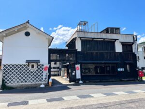 諏訪酒造が2026年6月期に営業・経常黒字へ転換、7期続いた赤字から再生
