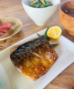 おばまグリーザーズ、郷土食若狭おばま醤油干しの冷凍食品を店舗とECで販売開始