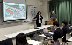 国際アート＆デザイン大学校でニューロン・エイジによる作品講評会と講座を実施