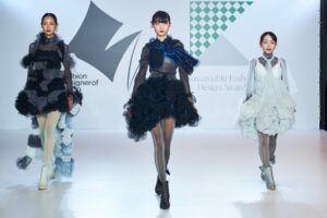 東京都主催ファッションコンクール、一次審査通過59作品の一般投票を開始