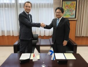 千葉大とWillo Technologies社、3次元無線電力伝送で共同研究契約