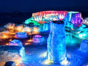 丸駒温泉旅館、2027年「千歳・支笏湖 氷濤まつり」期間の宿泊予約を開始