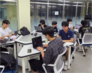 ファインディのFindy Team+が韓国の高校に導入 教育現場で国内外初