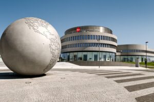 ライカカメラグループの2025/2026年度売上高は5億7,300万ユーロと堅調