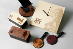 Hacoa、ウルトラマンとコラボした木製限定グッズを横浜赤レンガ倉庫店で限定販売