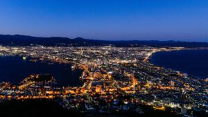 海と灯／ヒューイットリゾートが宿泊者限定の函館山夜景観光バスを運行へ