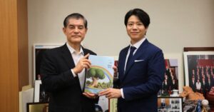 タミヤホーム、空き家再生公園化プロジェクト構想を柴山昌彦衆院議員に説明