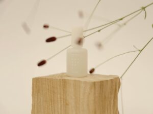 KO-GUが筆で塗るパフュームトリートメントオイルを9月17日に発売へ