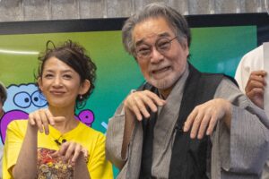 稲川淳二の稲川芸術祭が渋谷の共創拠点スポンジとコラボ パラアーティストらが作画