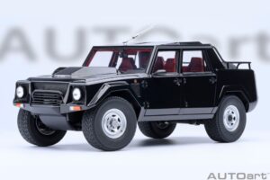 オートアート、1/18ランボルギーニ LM002を2026年11月下旬に発売へ