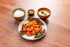 定食屋 宮本むなしが中華定食フェアを9月16日より開催 海老チリなど3種を発売へ