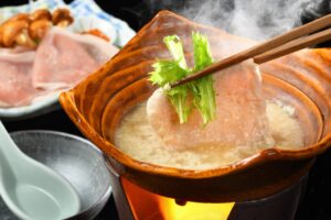 吉川屋に新定番「うつくしまエゴマ豚の豆乳糀鍋会席」が登場