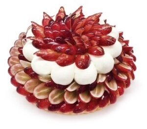 カフェコムサ、希少な島根県産ぶどう神紅の限定ケーキなどを順次展開へ