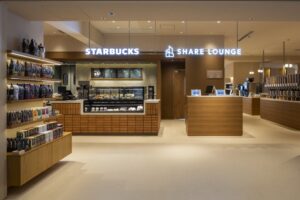 CCCとスターバックス融合業態が自由が丘ミューズスクエアにオープン