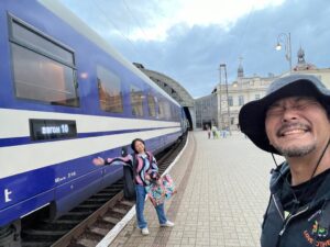 デーデの絵本とDD51形Nゲージをウクライナへ 鉄道平和授業を実施
