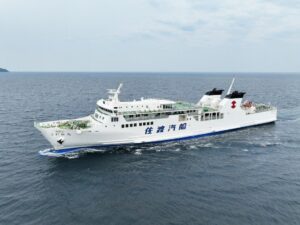 佐渡汽船、北陸3県民限定で直江津航路の乗用車往復特別割引を実施へ
