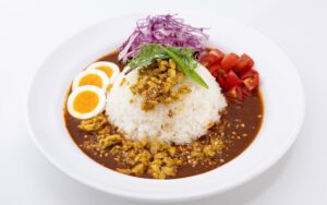 佐野ハイウエイレストラン、ハウス食品グループと初コラボ カレー3種を9月19日提供へ