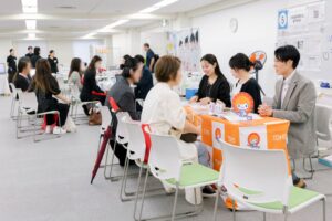 クオキャリアが歯科衛生士の進路支援イベント開催 都内専門学校6校が出展