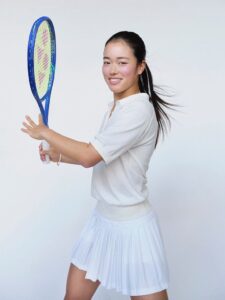 SCOグループがプロテニス黄川田莉子選手と所属契約を締結