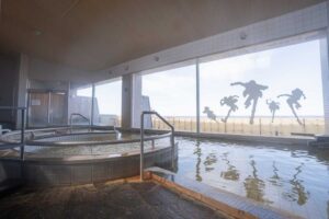 JAF釧路支部、霧多布温泉ゆうゆで会員本人の入浴料が無料になるアプリ優待を実施