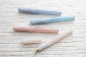 ナガサワ文具センター 万年筆kakunoまどろみカラー KOBE2を発売へ