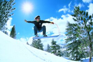 Burton、創業50周年に向けて歩みを追う全5章のムービーを9月19日より公開