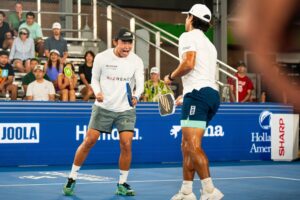 船水雄太選手が米PPAツアー男子ダブルスで準優勝 世界1位ペア破り銀メダル獲得