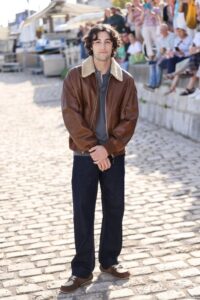 ナタン・ジャピ、第20回ラ ロシェル フィクション フェスティバルでディオール着用