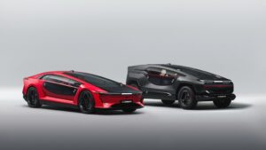 サウジ初EVブランドのCEERがセダンとSUVのEXOBOTを発表