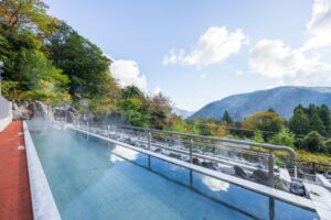 箱根小涌園ユネッサンで超絶景 展望ビール風呂を10月10日から3日間限定開催へ