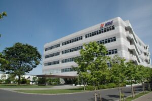 日本電波工業が人事給与システムをSuperStream-NX Cloudへ移行完了