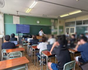 SFGが神奈川の公立中で教職員向け生成AI研修を実施 業務応用や安全利用を支援