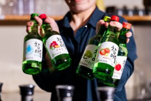 和牛ホルモンWAIGAYA 新宿三丁目本店 ディナー対象コースで1杯77円に