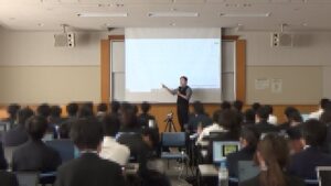 基本情報技術者試験で200名を指導した講師陣のノウハウが書籍化
