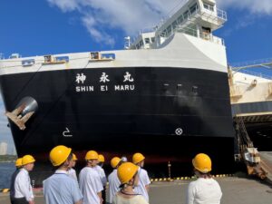 栗林商船と栗林運輸が28卒向け合同オープンカンパニーを実施 40名が参加