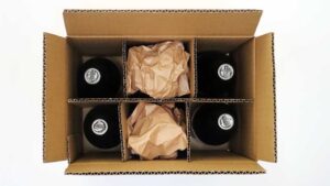 エノテカ、国内配送のプラスチック資材を順次廃止へ 年約9.4トン削減見込む